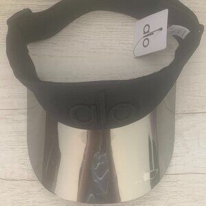 New Alo Yoga Airlift Solar Visor